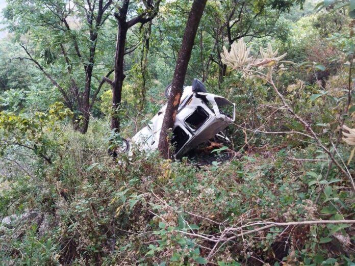 भीरी ककोला मार्ग हादसा रुद्रप्रयाग कार खाई में गिरी SDRF रेस्क्यू
